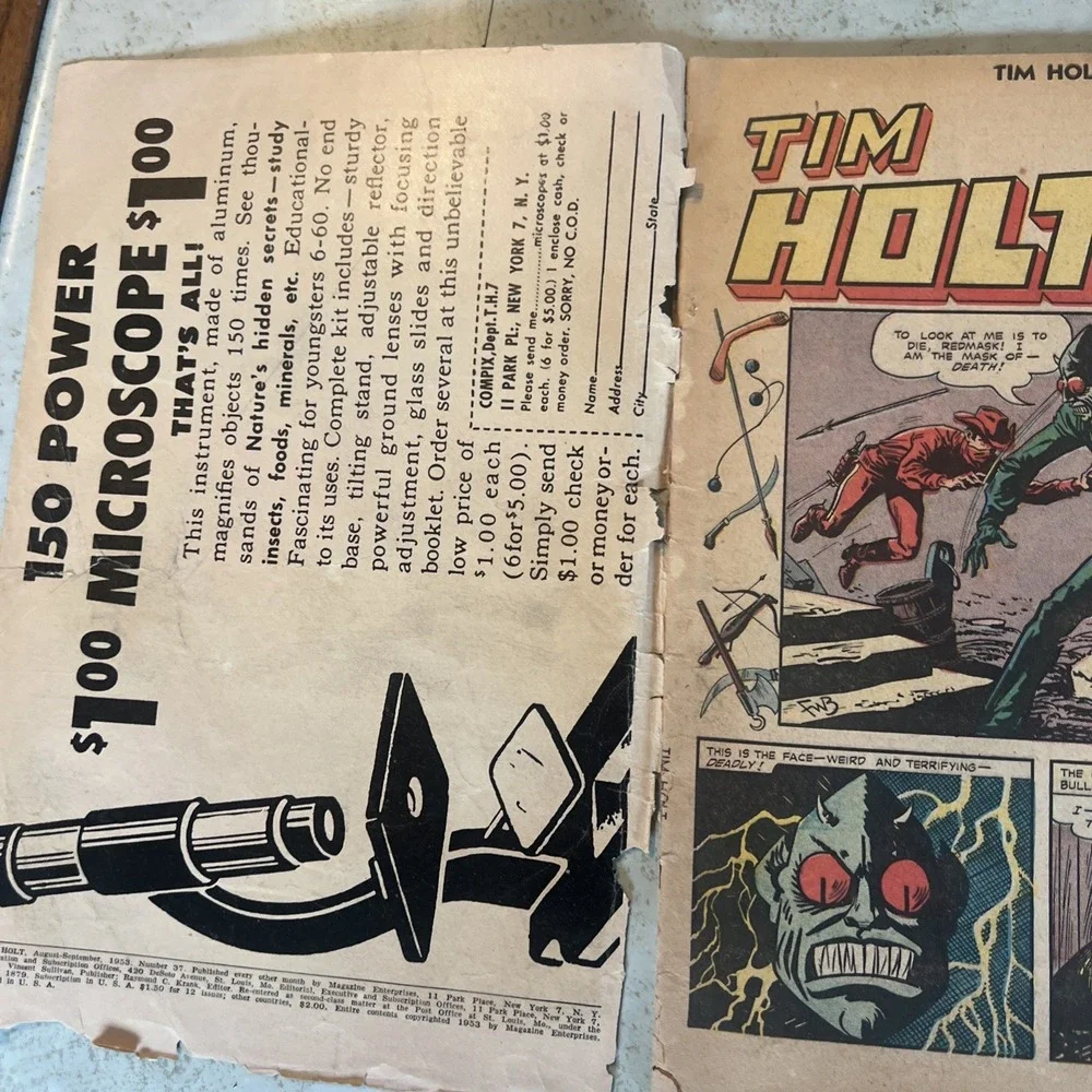Tim Holt 110-37-The Death Mask Comic Book‎
